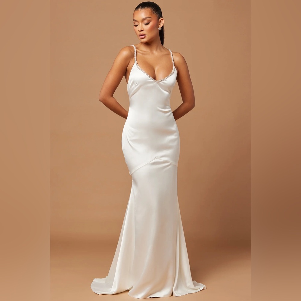 Fashion Nova Helena Satin Gown - Ivory